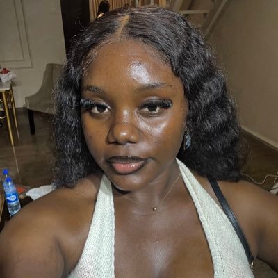 Love God,Live life and Be happy.😻❤️// IG:@Ifunaya__//SC:@Ifunaya_naki