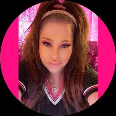 #Business Page on Facebook: fancienanc #Boutique #Owner 💄🎀#Peloton #Spinner 🚴🏻♀️ Talent Agent 🎥 #Designer 💎 Lives in #LaLaLand 🌴#Vote Blue 💙 #MeToo