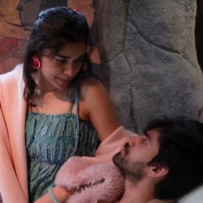 avisha_2409's profile picture. 