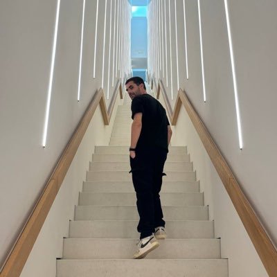 GrmSerres's profile picture. 🗺️ Travels 📍 Malta 🏝️ 👨‍💻 Graphic designer