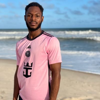 Callinof360's profile picture. 