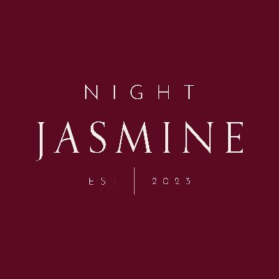 Brand Designer | Framer & Shopify Developer 🤍 | Designing Your Beautiful Online Presence ✨ Founder of ABoxInTime