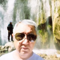 Alex (@alex12776842980) 's Twitter Profile