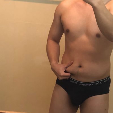 dudilor11's profile picture. 🤤