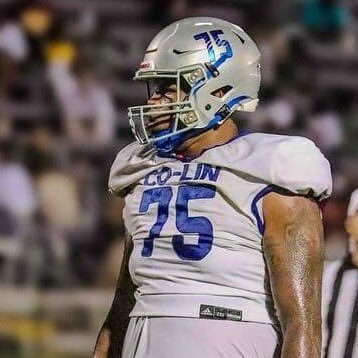 #JucoProduct Tackle @CoLinFootball 6’9 300 AKIDWITBIGDREAMS💨 #1 player in Mississippi