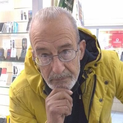 stentornato's profile picture. Nutro idiosincrasia per guitti e ladri