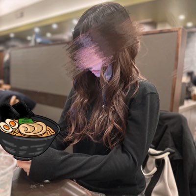 あ!野生の〇〇がとびだしてきた! で色違いのポケモンのスクショ撮る📷🤳渋撮りしてます🎐👘🇯🇵石川県🌾☽フォロー♥リプライリポスト📮♻️喜びます🐰💌寿司ラーメン肉に惹かれるタイプです🍣🍜🍖