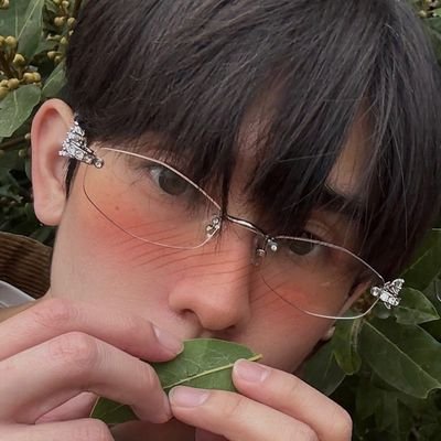 ₊˚•🦊 ♡ 🍅 ⋆
⠀⠀⠀⠀⠀⠀⠀⠀⠀⠀ ⠀⠀⠀⠀⠀⠀⠀⠀⠀⠀⠀⠀ ⠀⠀⠀ | @kasibook 🍅 @fforcejs 🦊 |
⠀⠀⠀⠀⠀⠀⠀ ⠀⠀⠀⠀ #เจ้าพวกมะเขือเทศ | #เจ้าพวกจองหองพองขน
⠀⠀⠀⠀ #ชาวบรรณา |
#FOLARIS