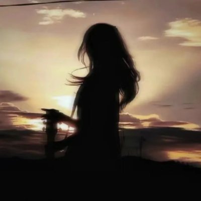 Starlight6Clara's profile picture. Maybe God wants us to meet a few wrong people before meeting the right one， so that when we finally meet the person， we will know how to be grateful。