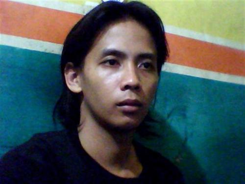 TheOneMMAx's profile picture. Carlo Bonini è nato il 4/3/1967 a Roma, dove lavora come inviato speciale del quotidiano la Repubblica. E' autore Einaudi.