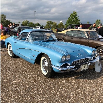 GigiVette1961's profile picture. Just a car - love having my photo taken
