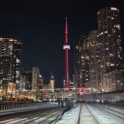 OpT_iLLuSi0n's profile picture. Canadian🇨🇦 Railroader🛤
Married & Father of 3