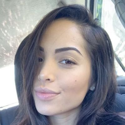 Salut je m'appelle Daniella je suis en recherche d'une relation sérieuse avec moi mais avec un homme de responsable qui vas prendre soin de moi intéressé écrire