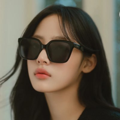 iTzEthan_1's profile picture. From no where.