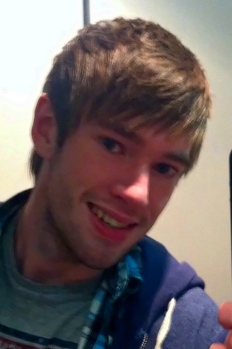 Teepo18's profile picture. Always out seeing my friends and partying :D life back to normal after a rough 3-4 years with my health. Enjoy every minute you can guys! ;)