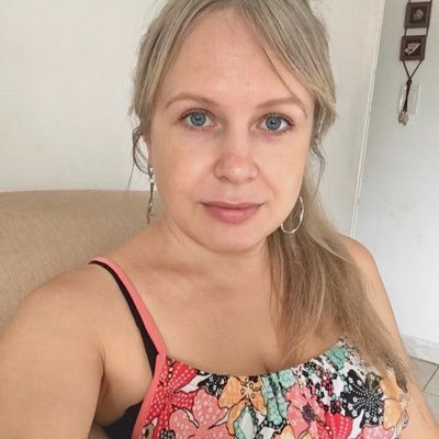 MendezCurl's profile picture. 