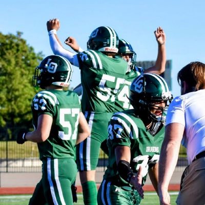 connormihleich's profile picture. 6’2 sophomore tight end center middle linebacker lake orion high school 15 yr 3.3 gpa