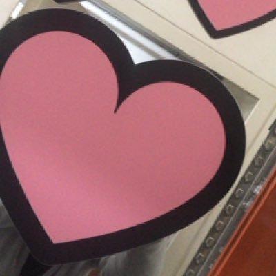 tzetzer48's profile picture. 