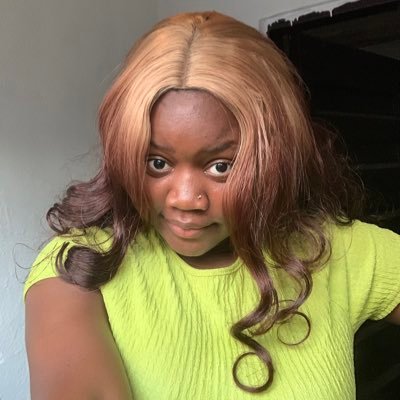 Maglyn_'s profile picture. Psalm 46:5| Perfume lover