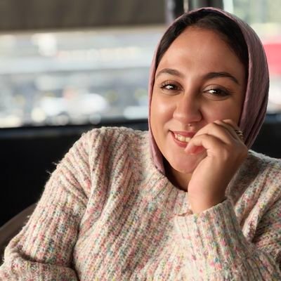 طبيب جراح قلوب الناس أدويها😂👩🏻⚕
#KasrAlainy #AMTH
و خدنى ع قد طبعى ✋😂
كوكبكم غير كوكبي 🌚
ادعوا لاحمد حسن ع طول ❤