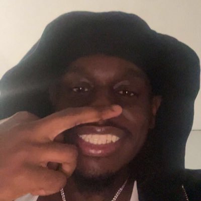 JUST A CHILL GUY🇨🇮 YT: MEEKWRLD 🎥🔥 (Dm to collab on YT)