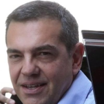 Είμαι ενταγμένος, ζω, νιώθω ότι στις συνειδήσεις του χώρου μου ήδη πάλλεται η δραστηριότητα της μελλοντικής πόλης, που ο χώρος μου χτίζει.