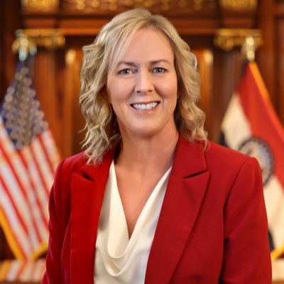firstladykehoe's profile picture. Mother of four and wife to @GovMikeKehoe.