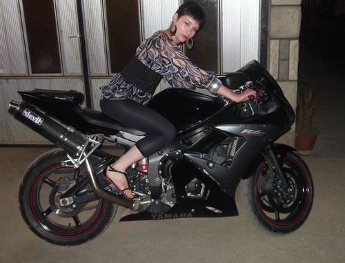 AnnaGon46922105's profile picture. 