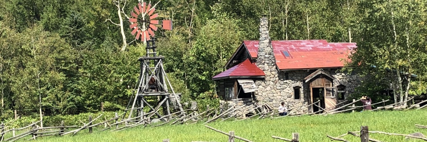 ShannonAny__'s profile picture. Artist, NFT creator, app developer.