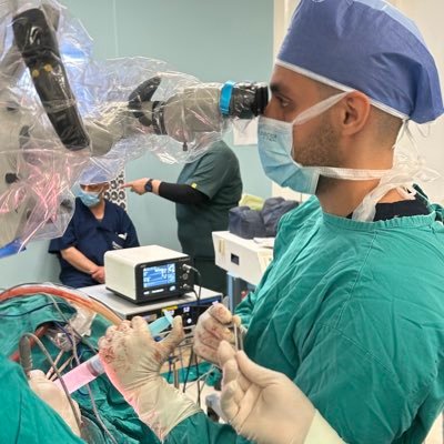 OmarElNaggarr's profile picture. Neurochirurg