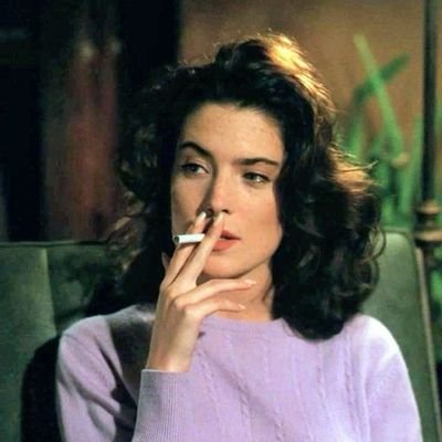 sarapstudy's profile picture. #studytwt - uma perdida que gosta de café, filmes e twin peaks