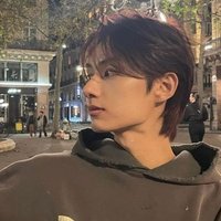 ᴀʀɪ¹³ 🐱 (@arilvsjunnie) 's Twitter Profile Photo ᴀʀɪ¹³ 🐱 (@arilvsjunnie) 's Twitter Profile Photo