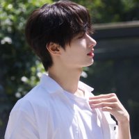 류⋰˚ ୨୧ (@ryuuu__u) 's Twitter Profile