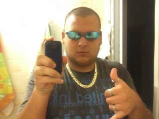 Sou uma pessoa que dificilmente voce ira esquecer e que sempre vai se lembrar como nas horas ruins como nas horas boas  . . .