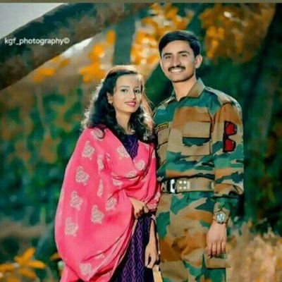 pradeepup42's profile picture. हम है यूपी वाले,

my telegram I'd @pyabc