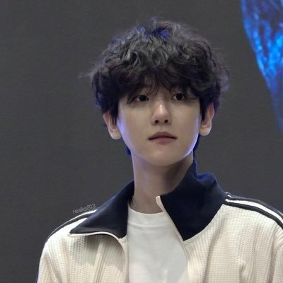 Streamlight_56's profile picture. @b_hundred_hyun #백현