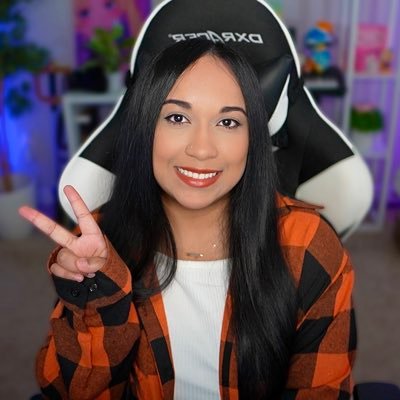 ✨ Okie Dokie! ✨Content Creator on @Youtube 💞 Making @CallofDuty videos every Week 🌸 Semi Professional Yapper 💖 https://t.co/dDpQltKzim