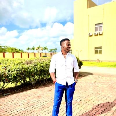 Rule ya world beyond ya expectations💯
A RN/ RM💉💊🇳🇬🇬🇧, BLS, ACLS ,CET certified
A football lover, #RedDevil🫥. #ManUtdFan
A bookie punter #allBookies