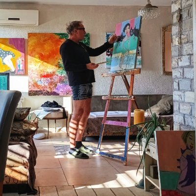 Welcome and thanks for visiting my shop!
All the works are full of life and attract attention, giving the design space prominence and uniqueness. With a unique