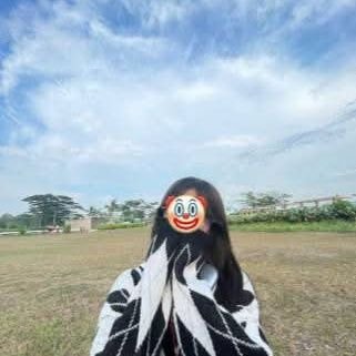 awuranna's profile picture. 