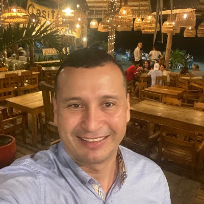 IvanNarvaez_m's profile picture. microbiólogo, especialista en gerencia de la calidad, activista político, progresista,defensor del cambio