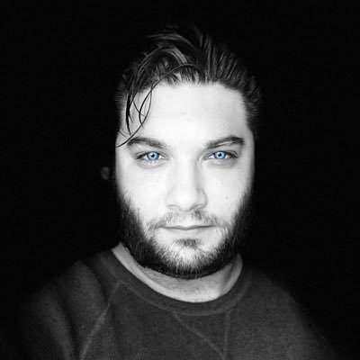 DFebriiyan's profile picture. alieeceow