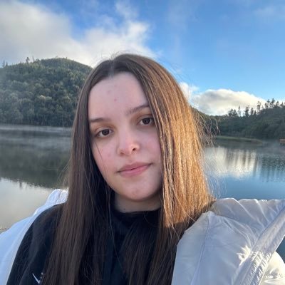 zleeticia's profile picture. 24/03 @lelekkjj