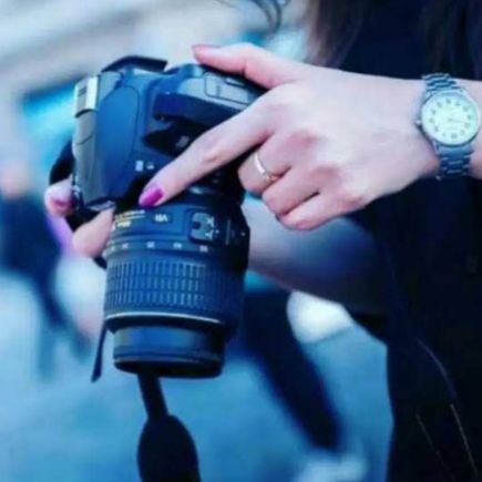 إعلامية قادمة للمستقبل 🎙️🎬
MU🏢
🍀multimedia
عيش وخل الناس تعيش فمازالت الدنيا بخير والناس للناس فابقى قوياً فقصتك لم تنتهي بعد .. 🤲🏻♥️✨