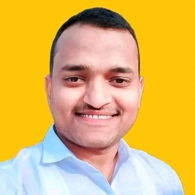 DeepakYada25584's profile picture. The pen of education is my weapon✍️