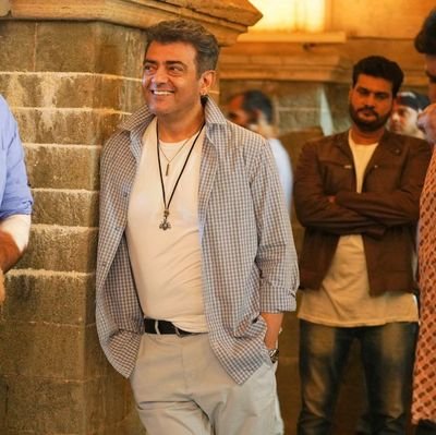 By Born Tamizh-
D-Stock -கவிஞன்🎈
Politics|| Entertainment|| Movie|| BB|| IPL
🗣
Do Follow