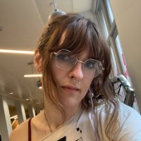 Beth (please give me attention) π (@beth__preece) 's Twitter Profile