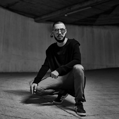Creativo Gráfico #DeMente y Profesión | Fotógrafo | Productor Musical | Catador de Sonidos Chatarrosos | #OLDER #wickedwavesrecordings #IndustrialTechnoUnited