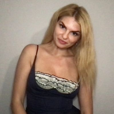 anaghita23's profile picture. I help people meet their destiny, by moving away from their fate and creating a new life!
Tarot reader, life coach, ex developer and product manager