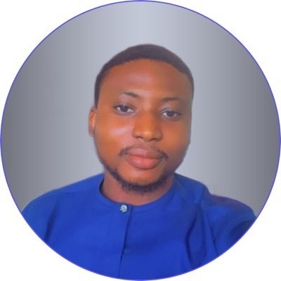 Graphic Designer | Entrepreneur that makes money 💸 online and help others make passive income with just their smartphones 📱. click the link below to learn how